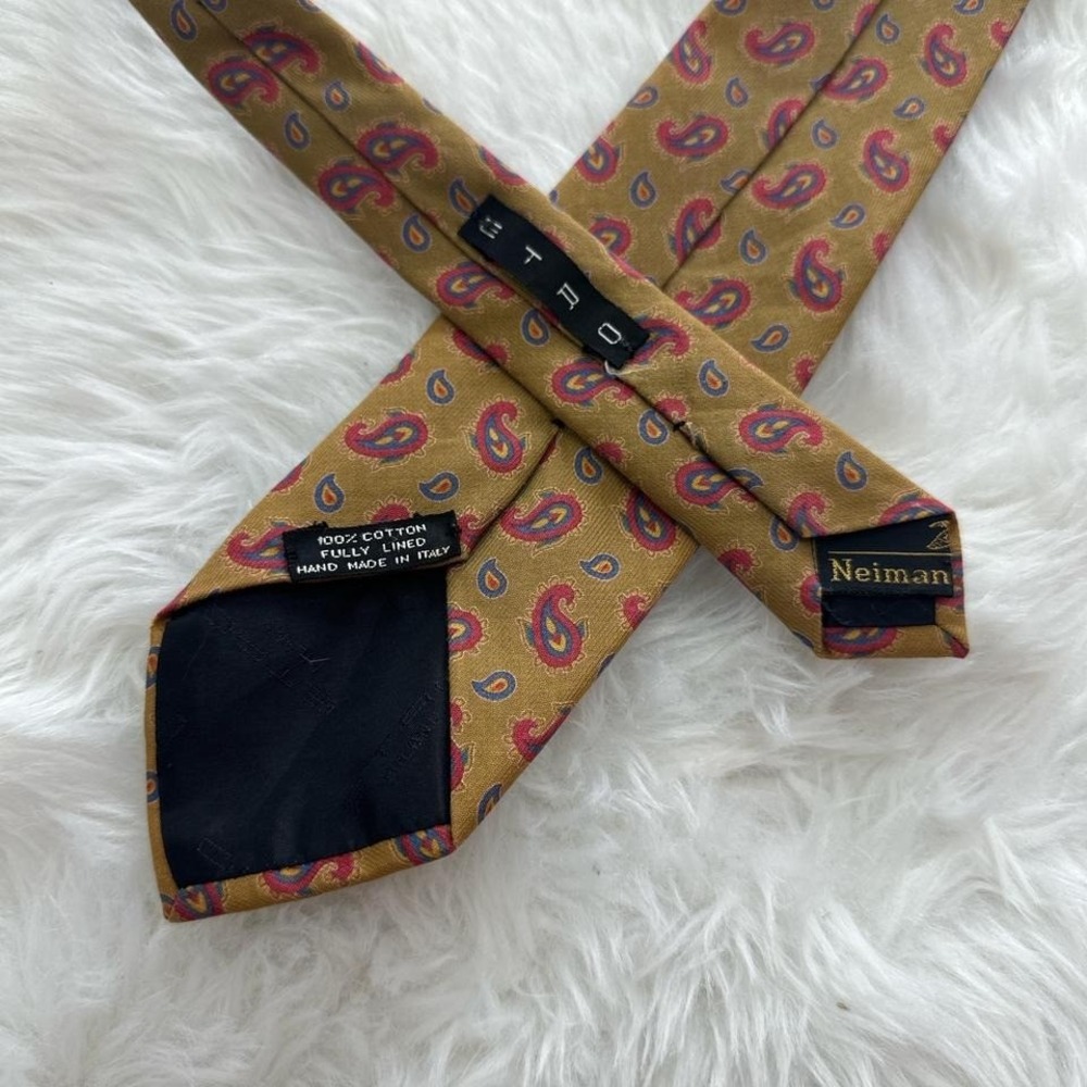 Neiman Marcus ETRO Tie - Made in Italy - Yellow, Red, Blue Paisley - 100% Cotton